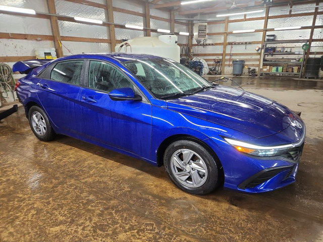 Hyundai Elantra 2.0L 4 Front Wheel Drive - автомобили, коли, обяви за нови и употребявани 4