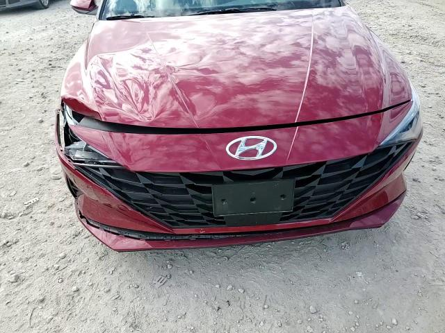 Hyundai Elantra 2.0L 4 Front-wheel Drive - автомобили, коли, обяви за нови и употребявани 0