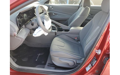 Hyundai Elantra 2.0L 4 Front-wheel Drive - автомобили, коли, обяви за нови и употребявани 7