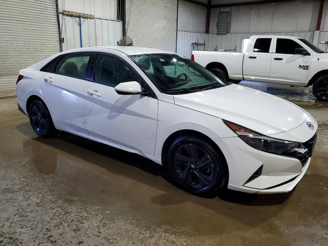 Hyundai Elantra 2.0L 4 FRONT WHEEL DRIVE - автомобили, коли, обяви за нови и употребявани 3