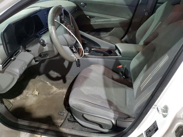 Hyundai Elantra 2.0L 4 FRONT WHEEL DRIVE - автомобили, коли, обяви за нови и употребявани 6