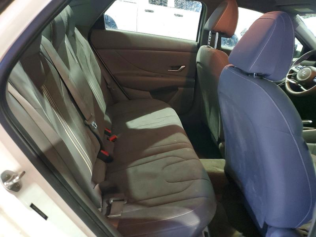 Hyundai Elantra 2.0L 4 FRONT WHEEL DRIVE - автомобили, коли, обяви за нови и употребявани 9