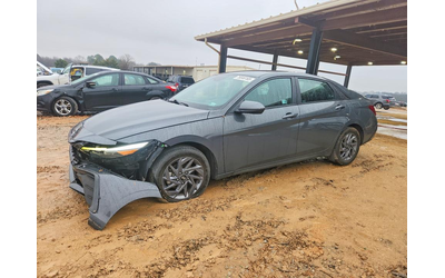 hyundai-elantra-2-0l-4-front-wheel-drive - 0