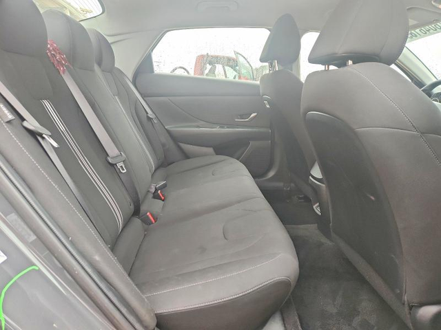 Hyundai Elantra 2.0L 4 Front-wheel Drive - автомобили, коли, обяви за нови и употребявани 9