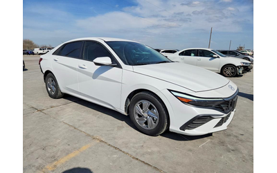 hyundai-elantra-2-0l-4-front-wheel-drive - 3