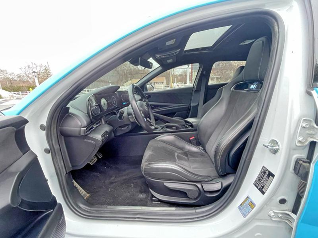 Hyundai Elantra 2.0L 4 FRONT WHEEL DRIVE - автомобили, коли, обяви за нови и употребявани 10