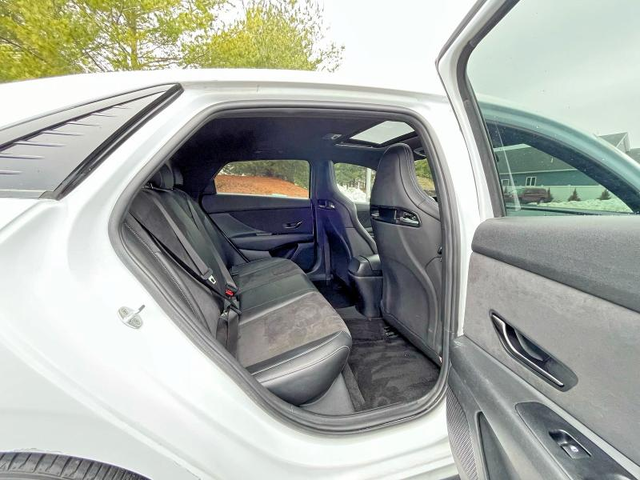 Hyundai Elantra 2.0L 4 FRONT WHEEL DRIVE - автомобили, коли, обяви за нови и употребявани 5