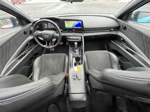 Hyundai Elantra 2.0L 4 FRONT WHEEL DRIVE - автомобили, коли, обяви за нови и употребявани 8