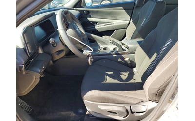 Hyundai Elantra 2.0L 4 FRONT WHEEL DRIVE - автомобили, коли, обяви за нови и употребявани 7