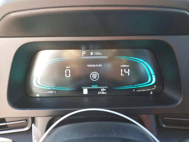 Hyundai Elantra 2.0L 4 FRONT WHEEL DRIVE - автомобили, коли, обяви за нови и употребявани 9