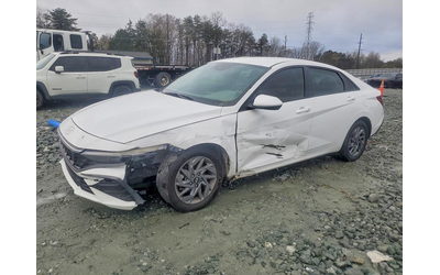 hyundai-elantra-2-0l-4-front-wheel-drive - 0