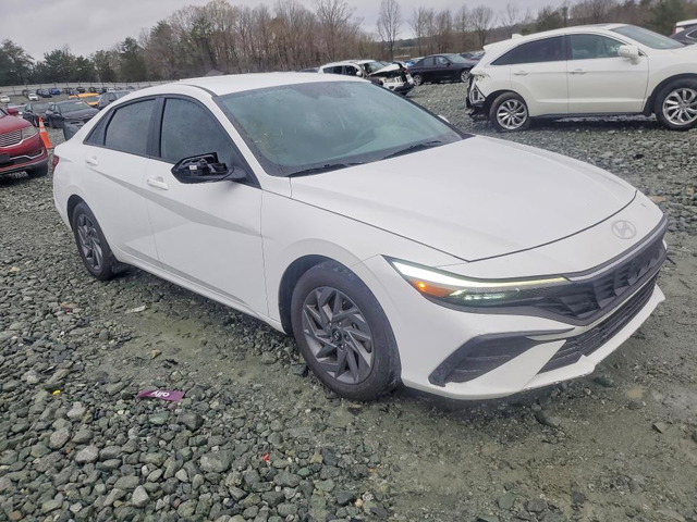 Hyundai Elantra 2.0L 4 FRONT WHEEL DRIVE - автомобили, коли, обяви за нови и употребявани 3