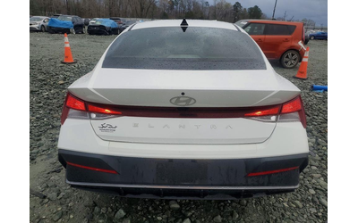 hyundai-elantra-2-0l-4-front-wheel-drive - 5