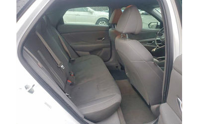 Hyundai Elantra 2.0L 4 FRONT WHEEL DRIVE - автомобили, коли, обяви за нови и употребявани 9