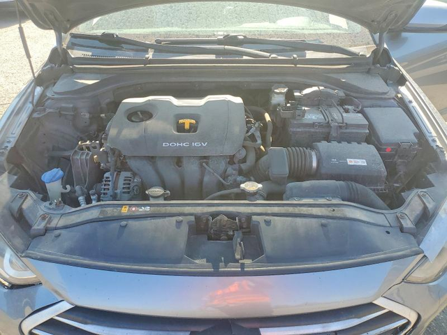 Hyundai Elantra 2.0L 4 FRONT WHEEL DRIVE - автомобили, коли, обяви за нови и употребявани 10