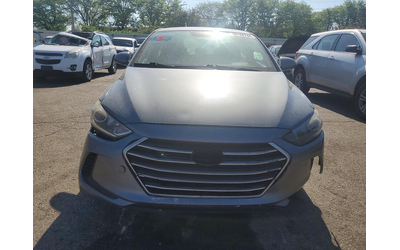 hyundai-elantra-2-0l-4-front-wheel-drive - 4