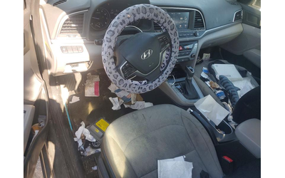 Hyundai Elantra 2.0L 4 FRONT WHEEL DRIVE - автомобили, коли, обяви за нови и употребявани 7