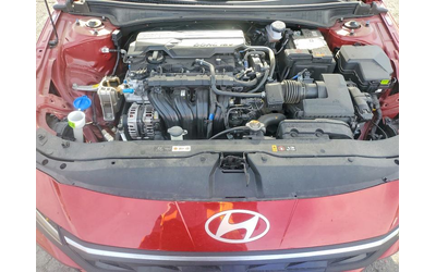 Hyundai Elantra 2.0L 4 Front-wheel Drive - автомобили, коли, обяви за нови и употребявани 11