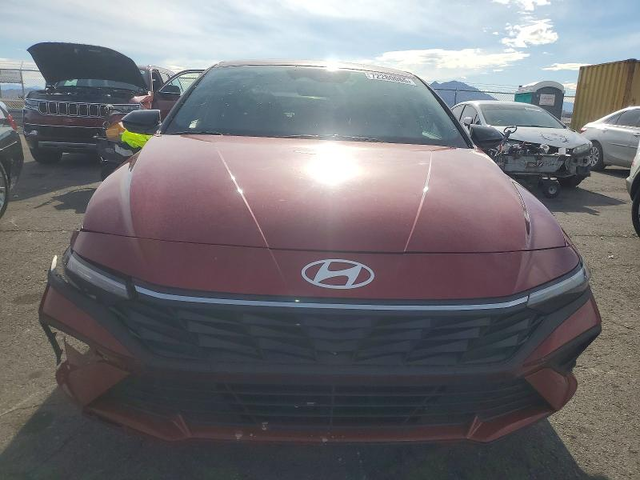 Hyundai Elantra 2.0L 4 Front-wheel Drive - автомобили, коли, обяви за нови и употребявани 5
