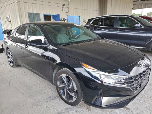 Hyundai Elantra 2.0L 4 Front-wheel Drive - автомобили, коли, обяви за нови и употребявани 3