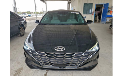 hyundai-elantra-2-0l-4-front-wheel-drive - 4