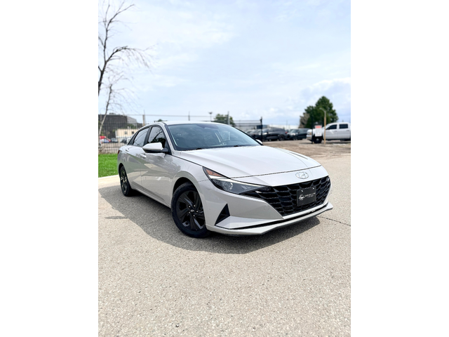 Hyundai Elantra 2.0L 4cyl FWD - автомобили, коли, обяви за нови и употребявани 0