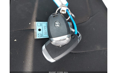 Hyundai Elantra 2.0L I-4 DOHC, VVT, 147HP Front Wheel Drive - автомобили, коли, обяви за нови и употребявани 10