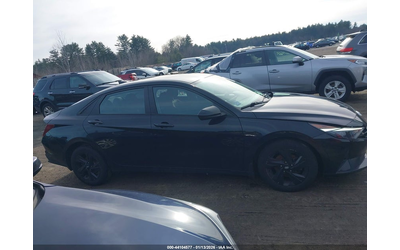 Hyundai Elantra 2.0L I-4 DOHC, VVT, 147HP Front Wheel Drive - автомобили, коли, обяви за нови и употребявани 12