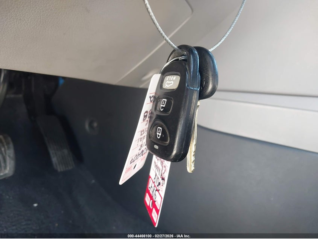 Hyundai Elantra 2.0L I-4 DOHC, VVT, 147HP Front Wheel Drive - автомобили, коли, обяви за нови и употребявани 10