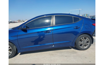 Hyundai Elantra 2.0L I-4 DOHC, VVT, 147HP Front Wheel Drive - автомобили, коли, обяви за нови и употребявани 13