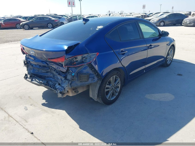 Hyundai Elantra 2.0L I-4 DOHC, VVT, 147HP Front Wheel Drive - автомобили, коли, обяви за нови и употребявани 3