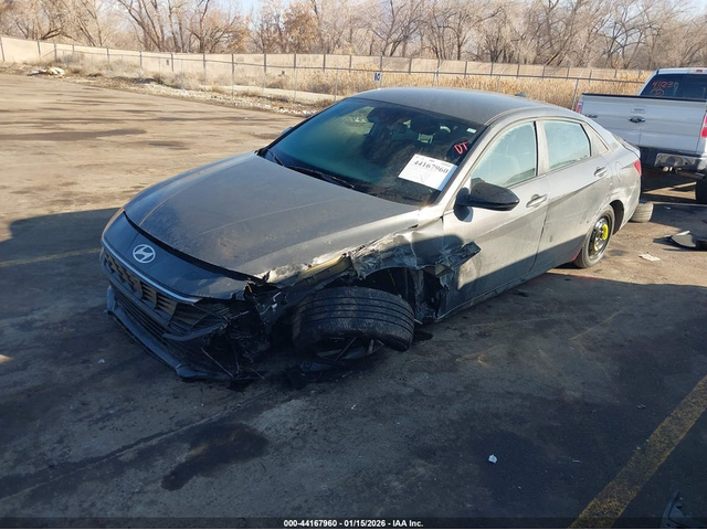 Hyundai Elantra 2.0L I-4 DOHC, VVT, 147HP Front Wheel Drive - автомобили, коли, обяви за нови и употребявани 1