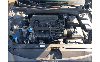 Hyundai Elantra 2.0L I-4 DOHC, VVT, 147HP Front Wheel Drive - автомобили, коли, обяви за нови и употребявани 9