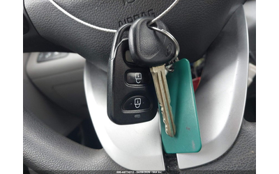 Hyundai Elantra 2.0L I-4 DOHC, VVT, 147HP Front Wheel Drive - автомобили, коли, обяви за нови и употребявани 10