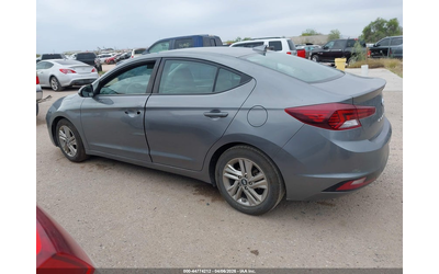Hyundai Elantra 2.0L I-4 DOHC, VVT, 147HP Front Wheel Drive - автомобили, коли, обяви за нови и употребявани 13