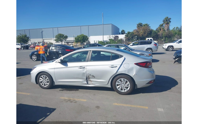 Hyundai Elantra 2.0L I-4 DOHC, VVT, 147HP Front Wheel Drive - автомобили, коли, обяви за нови и употребявани 13