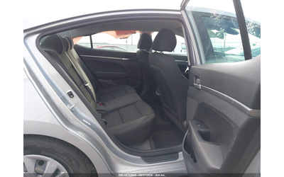 Hyundai Elantra 2.0L I-4 DOHC, VVT, 147HP Front Wheel Drive - автомобили, коли, обяви за нови и употребявани 7