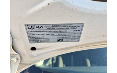 Hyundai Elantra 2L 4cyl Front Wheel Drive - автомобили, коли, обяви за нови и употребявани 16