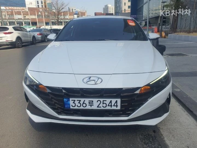 Hyundai Elantra 1.6 LPi Smart ЛИЗИНГ БЕЗ ПЪРВОНАЧАЛНА ВНОСКА - автомобили, коли, обяви за нови и употребявани 0