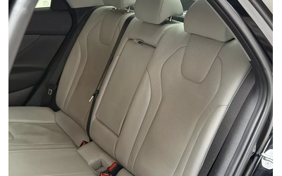 Hyundai Elantra 2023 Hyundai Elantra Hybrid Luxury - автомобили, коли, обяви за нови и употребявани 14