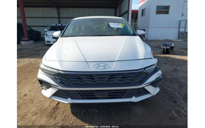 hyundai-elantra - 1