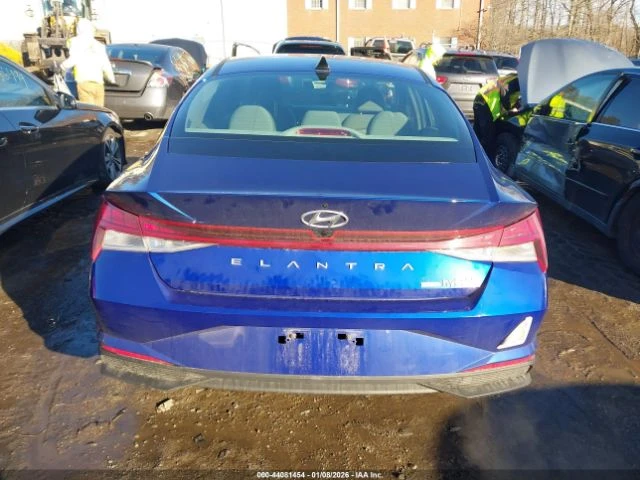 Hyundai Elantra HYBRID BLUE - автомобили, коли, обяви за нови и употребявани 8