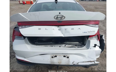 Hyundai Elantra Hybrid Blue - автомобили, коли, обяви за нови и употребявани 15