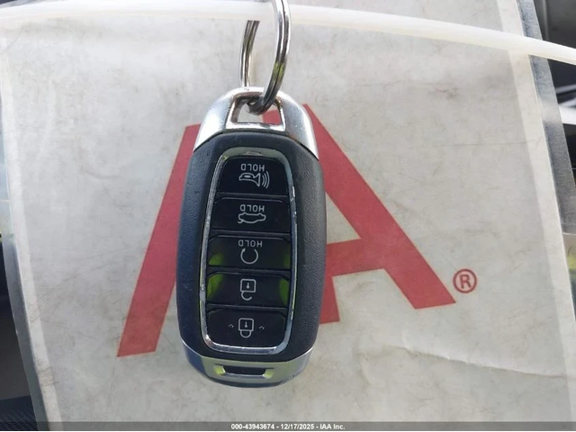 Hyundai Elantra Hybrid Blue - автомобили, коли, обяви за нови и употребявани 9