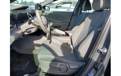 Hyundai Elantra SEL - автомобили, коли, обяви за нови и употребявани 7