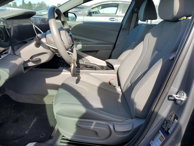 Hyundai Elantra SEL - автомобили, коли, обяви за нови и употребявани 7