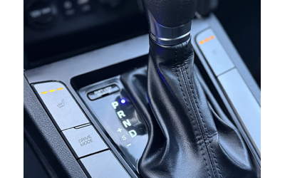 Hyundai Elantra Essential FWD* АвтоКреди* (ЦЕНА ДО БГ) - автомобили, коли, обяви за нови и употребявани 11