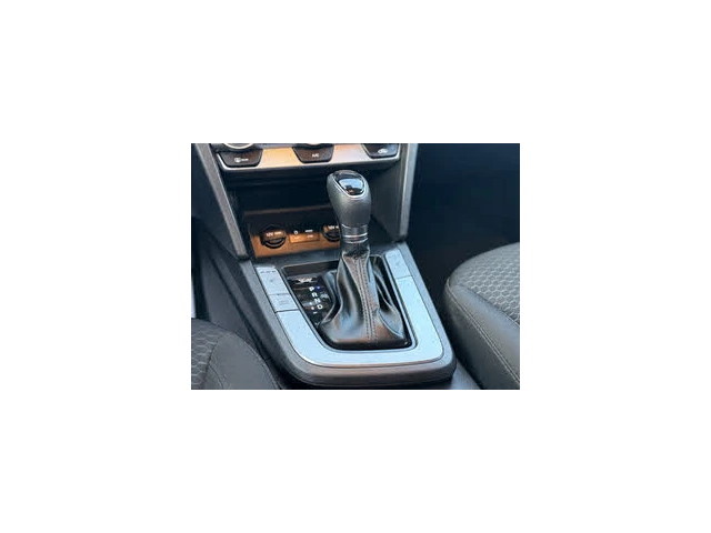 Hyundai Elantra Essential FWD* АвтоКреди* (ЦЕНА ДО БГ) - автомобили, коли, обяви за нови и употребявани 9