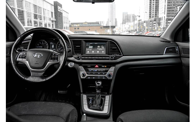 Hyundai Elantra * АвтоКредит * (ЦЕНА ДО БГ) - автомобили, коли, обяви за нови и употребявани 7