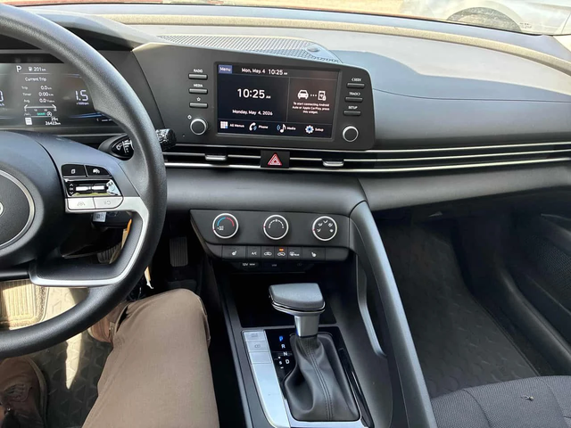 Hyundai Elantra * Essential * CARFAX * ПОДГРЕВ * KEYLESS * КЛИП - автомобили, коли, обяви за нови и употребявани 8